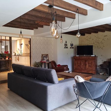 L 'Aupinouse Chambre Double Pivoine Avec Salle D'Eau Privative La Suze-sur-Sarthe Bagian luar foto
